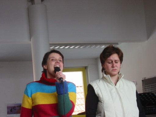 ../Images/singasong02-05 (12).jpg